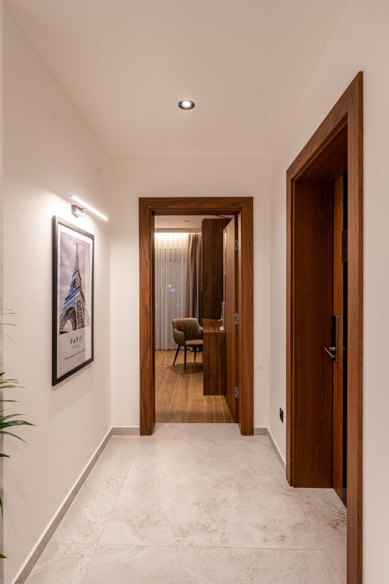Ruby Hotel Prishtina Pristina Buitenkant foto